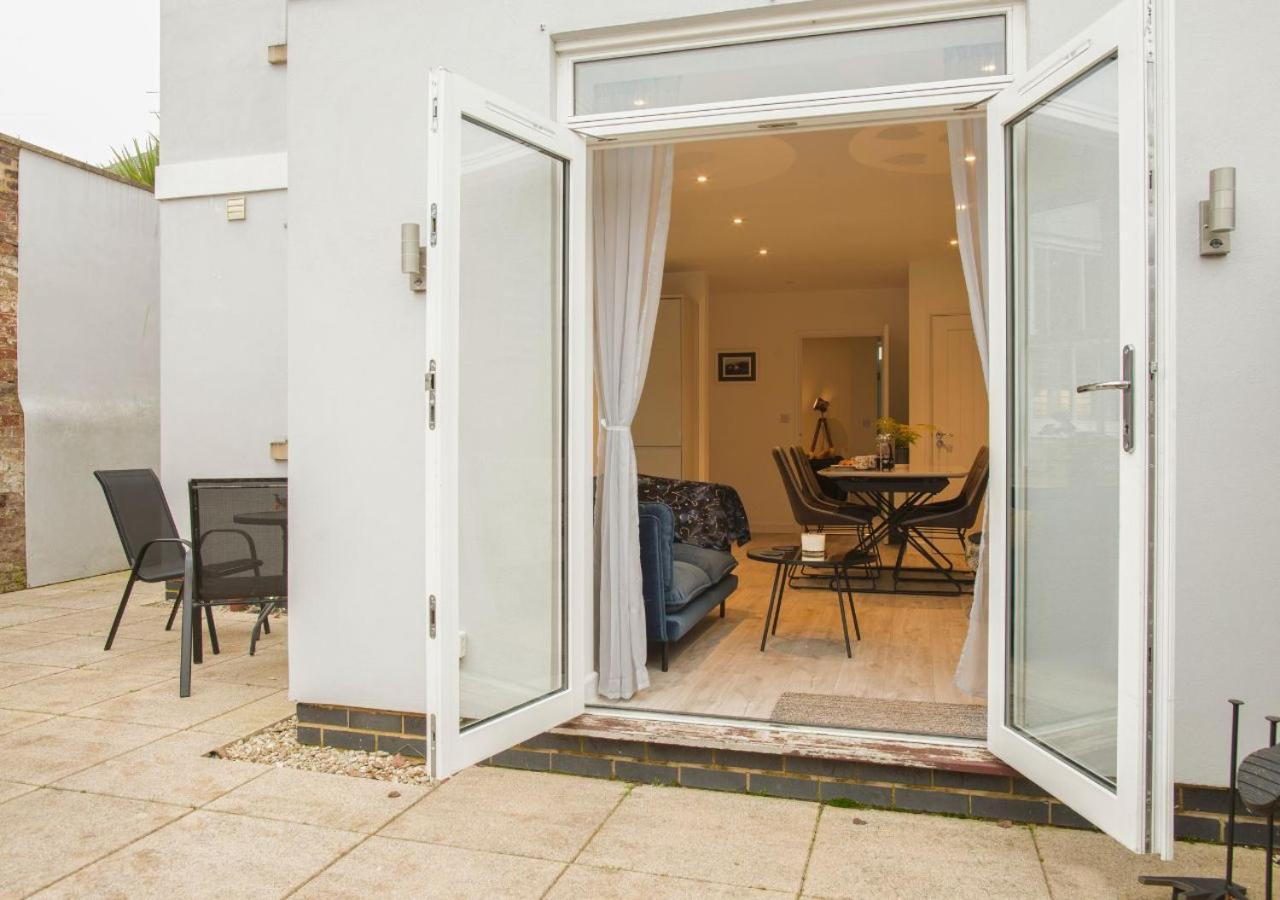 Villa Stunning 2 Bed With Private Patio And Free Parking Cheltenham Esterno foto