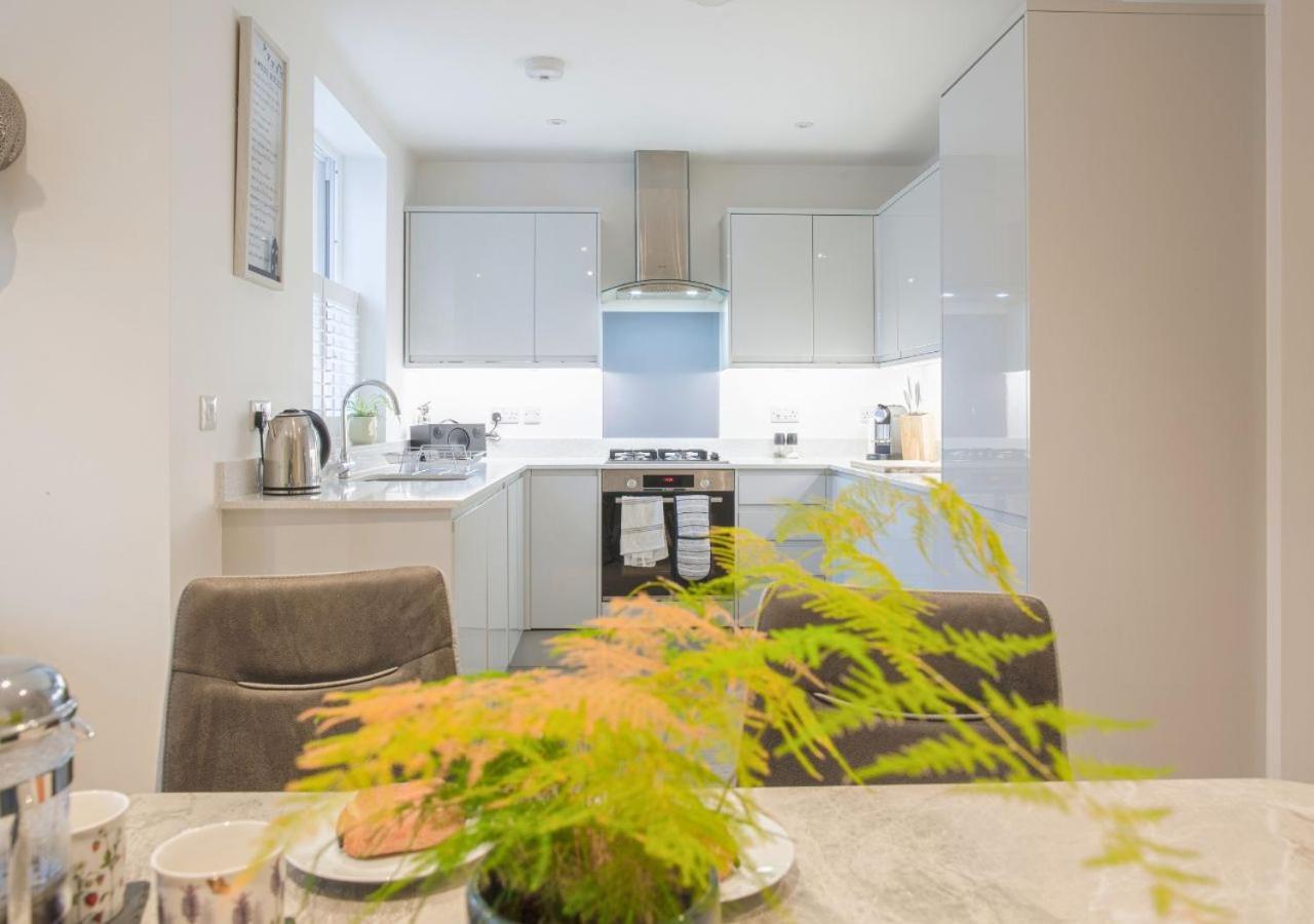 Villa Stunning 2 Bed With Private Patio And Free Parking Cheltenham Esterno foto